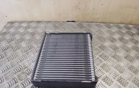 Air conditioning (A/C) radiator (interior)