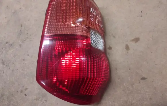 Toyota RAV 4 (XA20) Rear/tail lights ICHIKOH4226
