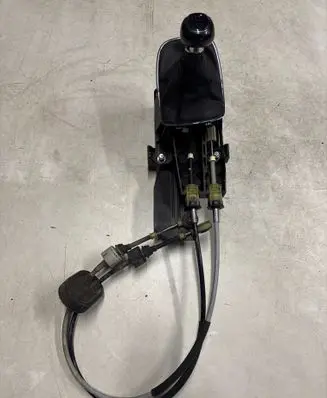 Opel Insignia A Gear shifter/selector 13261545 329510614 ZUH367