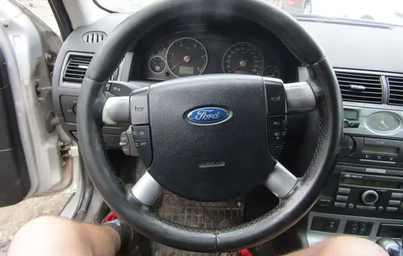 Ford Mondeo Mk III Steering wheel 