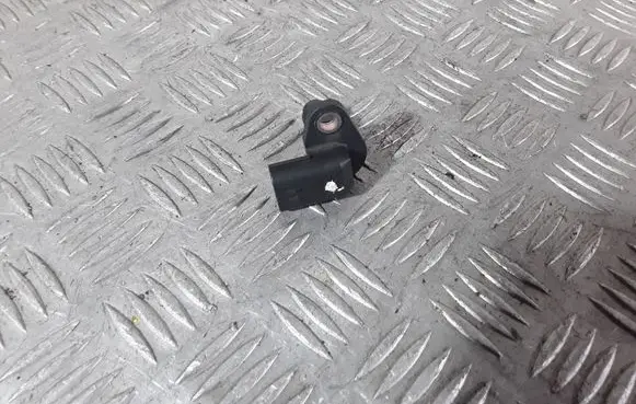 Camshaft position sensor