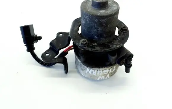 Volkswagen Tiguan Vacuum pump 5Q0612181 5Q0612091L