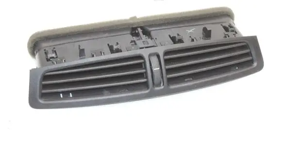 Ford C-MAX II Dash center air vent grill