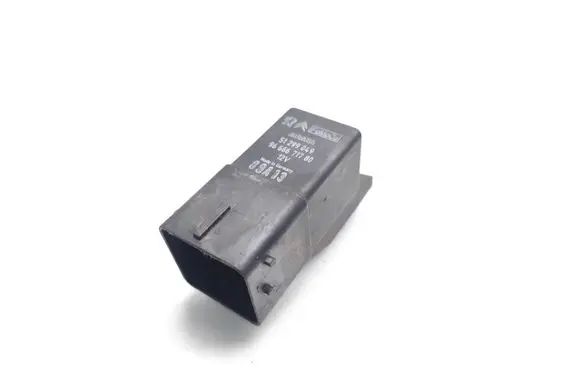 Ford Focus Glow plug pre-heat relay 9666671780