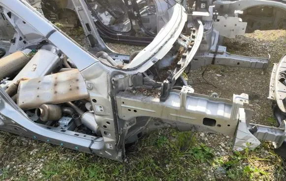 Jeep Cherokee Front quarter panel 