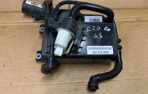 BMW X5 E70 Active carbon filter fuel vapour canister 7164407 7164408