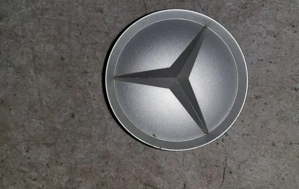 Mercedes-Benz ML W163 Original wheel cap A1634000025