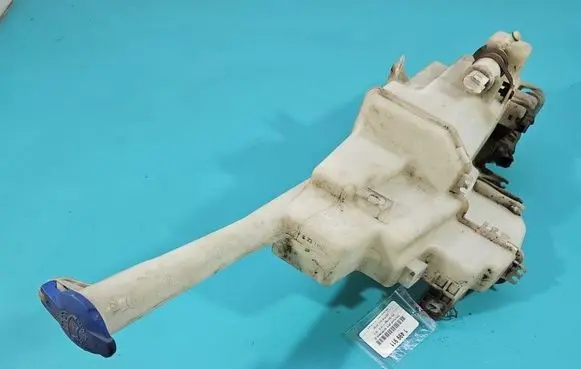 KIA Sportage Windshield washer fluid reservoir/tank 98610-3U510 IMPRK1499911