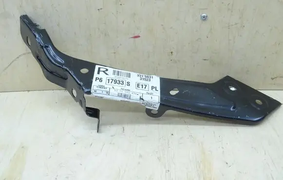Renault Megane IV Fender mounting bracket