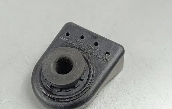KIA Sorento IV Radiator support slam panel bracket 25333P2000