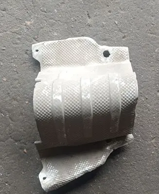 Mercedes-Benz E W211 Heat shield in engine bay 