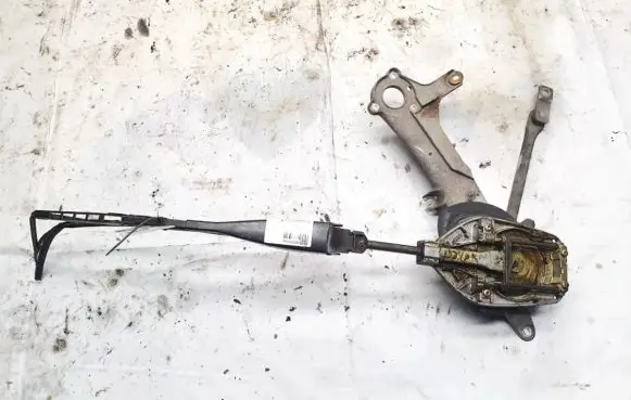 Mercedes-Benz C W202 Front wiper linkage and motor 2028200342