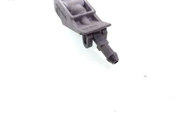 Volkswagen PASSAT B5 Windshield washer spray nozzle 6E0955985