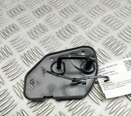 Audi e-tron Engine bonnet/hood lock/latch loop/hook 4M8823185C