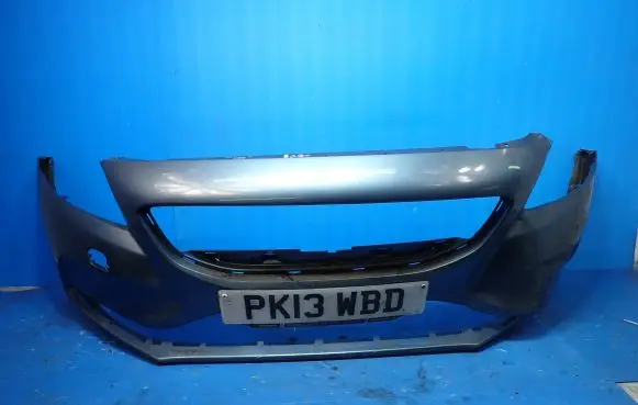 Volvo V40 Front bumper 31283732
