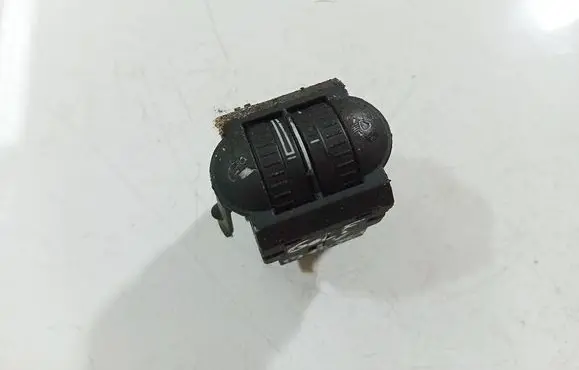 Skoda Octavia Mk2 (1Z) Headlight level height control switch 1K094133 1K0941333