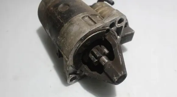 KIA Carens I Starter motor