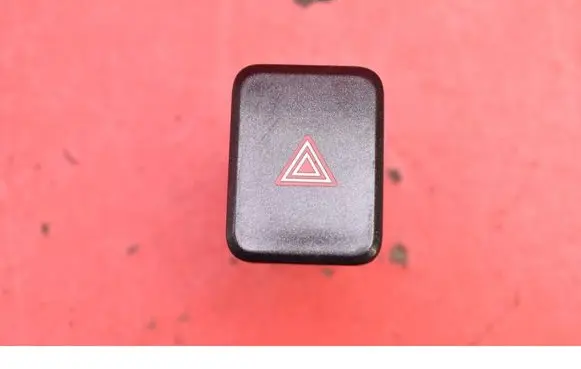 Toyota Auris 150 Hazard light switch 8433202180