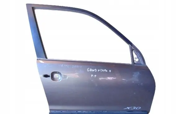 Suzuki Grand Vitara II Front door
