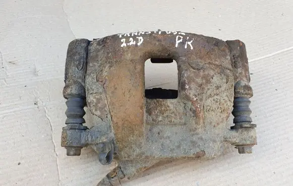 Front brake caliper