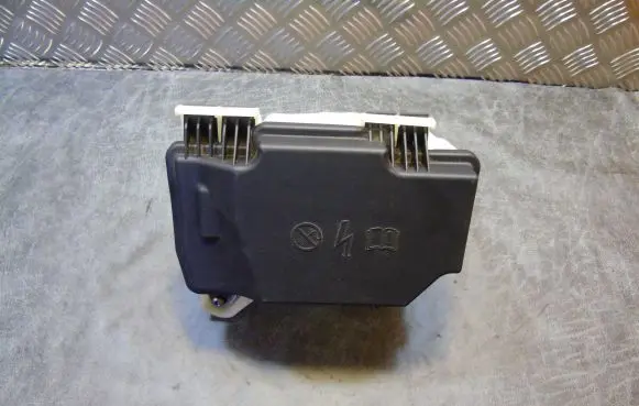 Mercedes-Benz C AMG W205 Fuse box set A2055402428