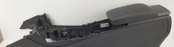Mercedes-Benz A W176 Center console A1766800900