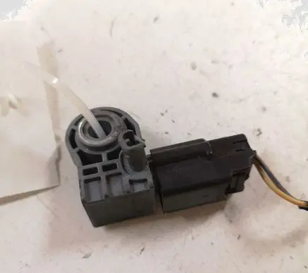 Volvo V40 Airbag deployment crash/impact sensor 31387312