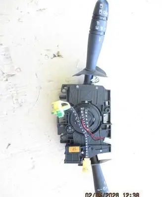 Renault Clio III Indicator stalk 61760006 8200058676