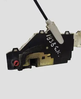 Peugeot 407 Rear door lock 9681337380 40717095