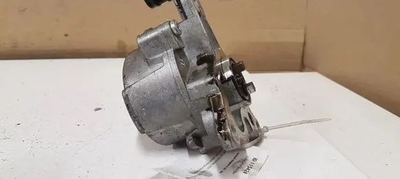 Renault Megane II Vacuum pump 8200376925