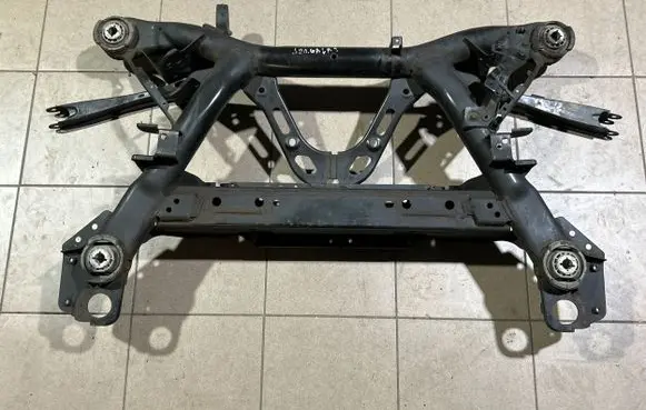 Volvo S90, V90 Rear subframe 31434550 170624175