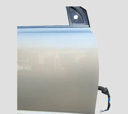 Toyota Avensis T250 Front door