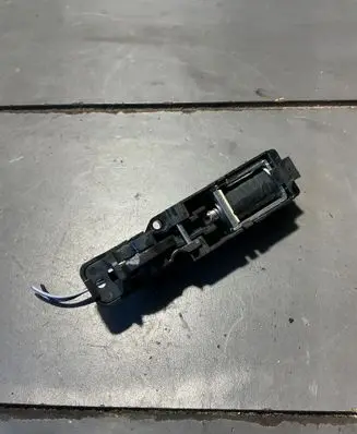 Jaguar XF X250 Glove box lock 8X2306002AA D7LSA 0004002305