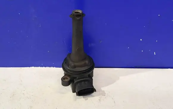 Volvo V70 High voltage ignition coil 30713416 9125601