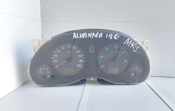 Seat Alhambra (Mk1) Speedometer (instrument cluster) 7M0920821H