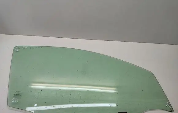 Nissan Qashqai Front door window glass four-door 43R001582