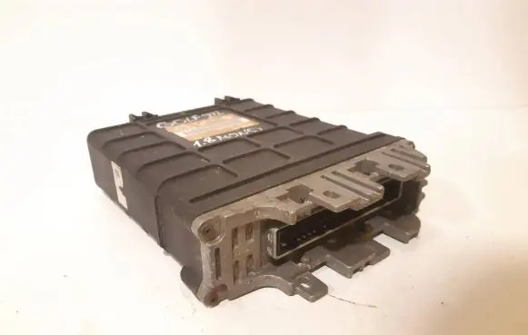 Volkswagen Golf III Engine control unit/module 1H0907311