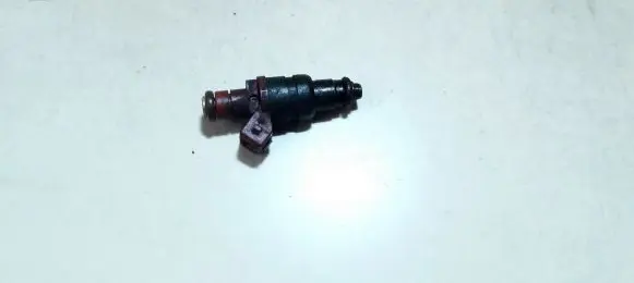 Mercedes-Benz E W210 Fuel injector 0000788523