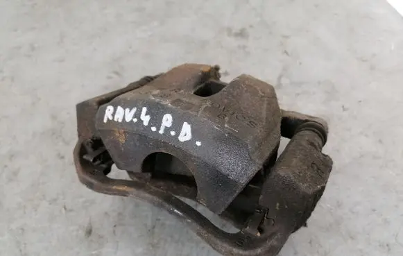 Toyota RAV 4 (XA30) Front brake caliper