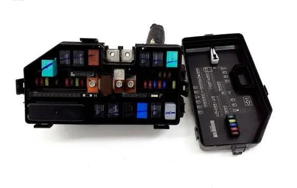 Honda Civic IX Fuse box set TV2E010 170R1005GG