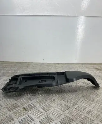 Volvo XC90 Front bumper mounting bracket 08620563