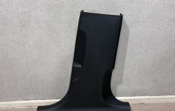 Audi RS7 C7 (B) pillar trim (bottom) 4G8867240B