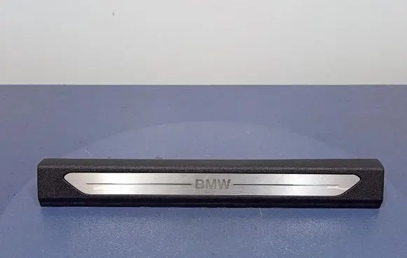 BMW X6 M Foot area side trim 7434240