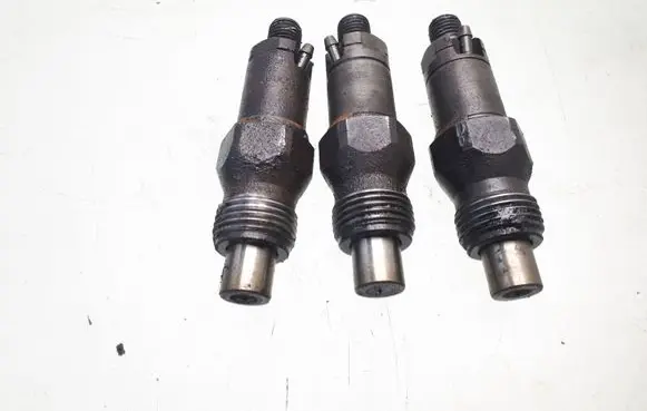 Volvo S40, V40 Fuel injector LCR6735401D