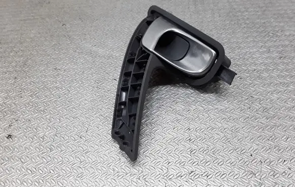 Nissan Primera Rear door interior handle 80670BA