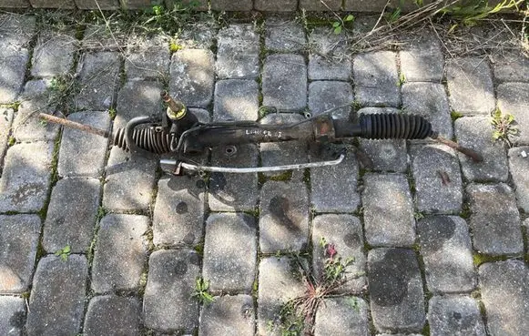 Mitsubishi Lancer Steering rack