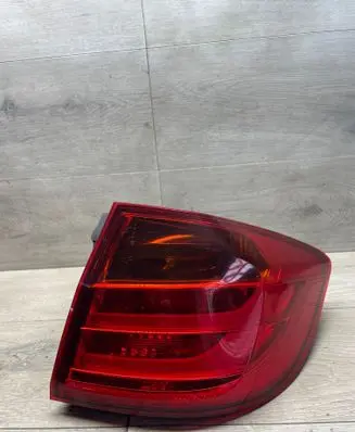 BMW 3 F30 F35 F31 Rear/tail lights 7259902 H47259902070G1 18361112