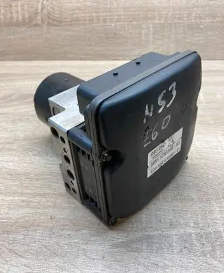 BMW 5 E60 E61 ABS Pump 6783360 6783362 6774679