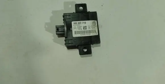 Audi A3 S3 8P Alarm control unit/module 1K0907719 510190352 19800124F85