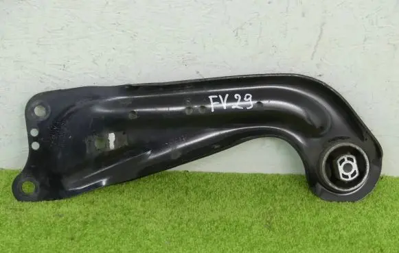 Volkswagen Golf VIII Rear upper control arm/wishbone 5Q0505226C